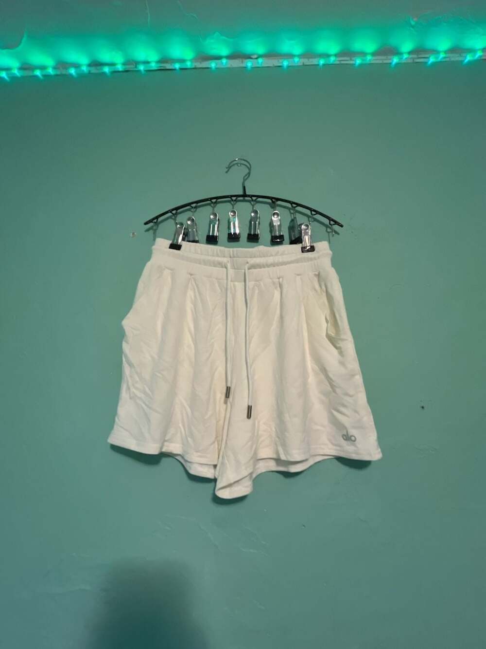Alo Yoga  dreamy ivory White Drawstring Lounge Shorts Size S